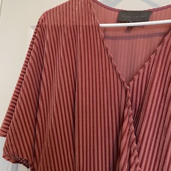 Anthropologie Sunday in Brooklyn Rose colored wrap Dress. NEW cond.. SZ Large - Picture 2 of 7